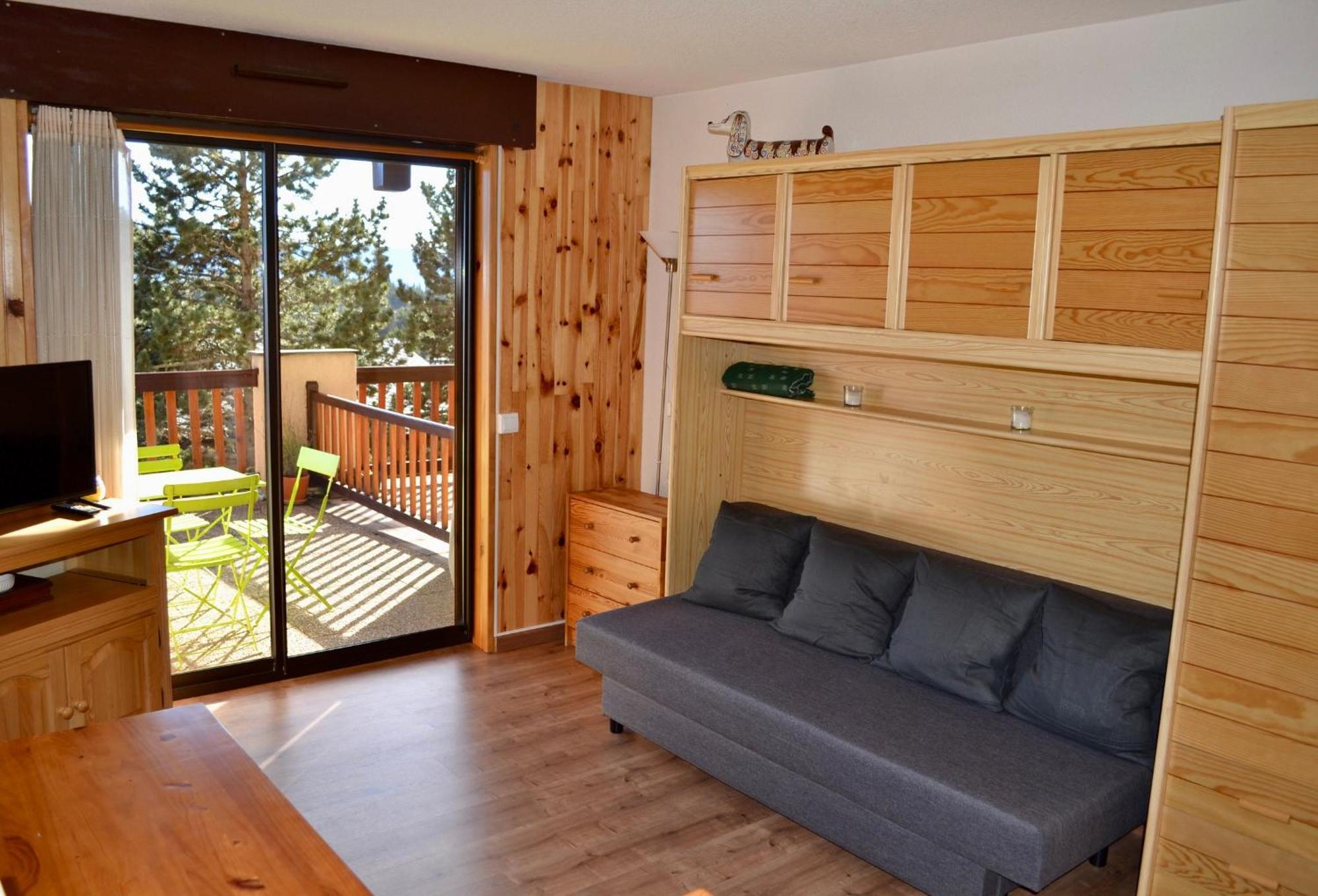 Studio Cabine Chaleureux A Pyrenees 2000 - Wifi Et Parking Prive Bolquere Exterior photo