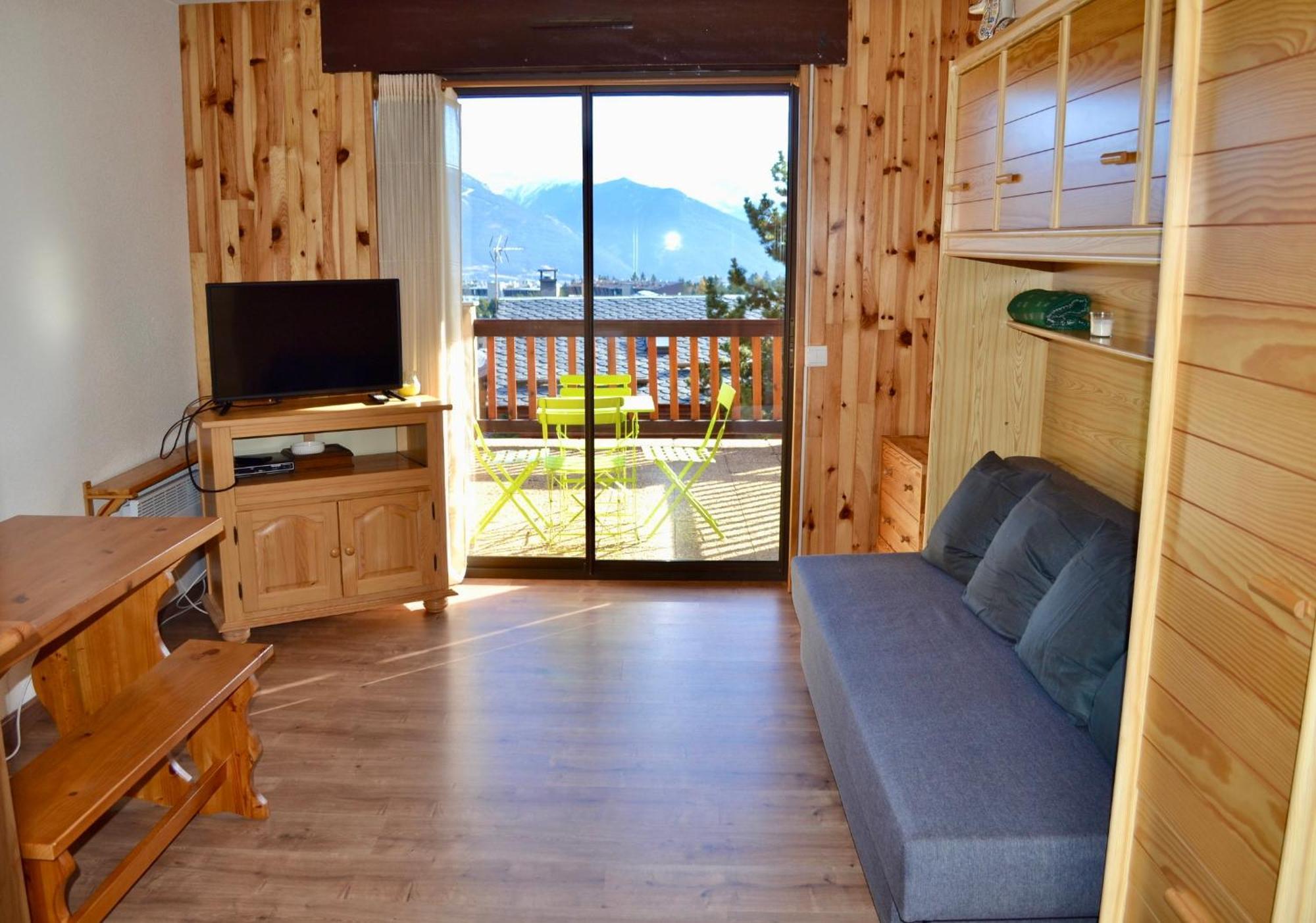 Studio Cabine Chaleureux A Pyrenees 2000 - Wifi Et Parking Prive Bolquere Exterior photo